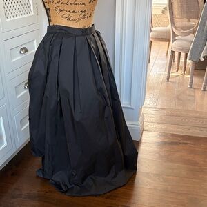 Lord & Taylor Black A-Line Skirt